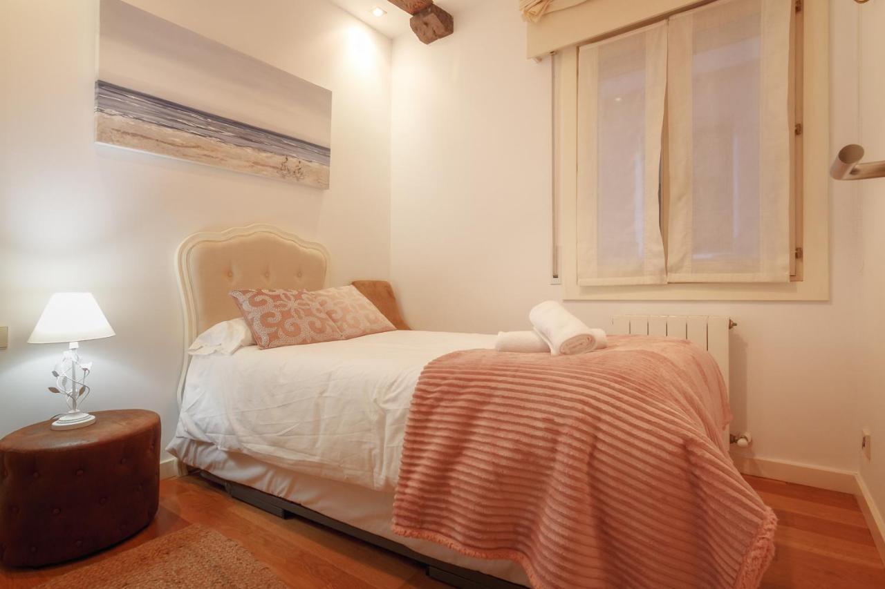 Apartamento Centro del Casco viejo Órigenes y tradición Bilbao Exterior foto